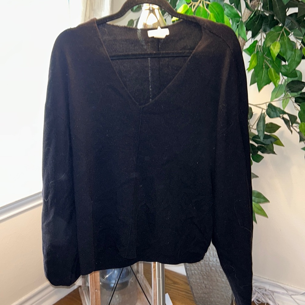 Black oversized sweater